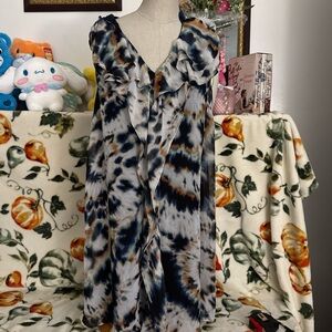 Maxi dress with ruffle detail